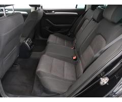 Volkswagen Passat 1.4 TSI 110kW - 15