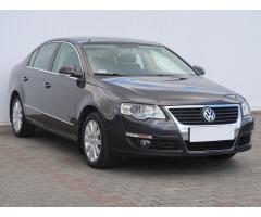 Volkswagen Passat 1.8 TSI 118kW - 1