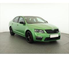 Cupra Formentor 4Drive DSG Zlevněno o 21 000 Kč