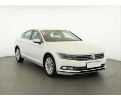 Volkswagen Passat 2.0 TDI 110kW - 1