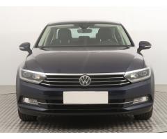 Volkswagen Passat 1.8 TSI 132kW - 2