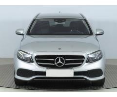 Mercedes-Benz Třídy E E 220 d 4MATIC 143kW - 2