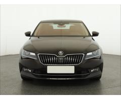 Škoda Superb 2.0 TDI 140kW - 2