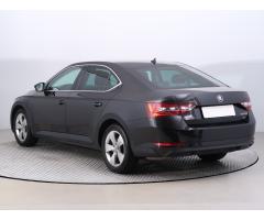 Škoda Superb 2.0 TDI 140kW - 6