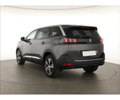 Peugeot 5008 PureTech 130 96kW - 6