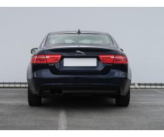 Jaguar XE 20d 132kW - 6