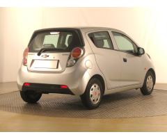 Chevrolet Spark 1.0 16V 50kW - 7