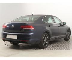 Volkswagen Passat 1.8 TSI 132kW - 7