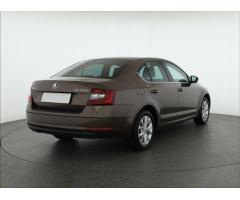 Škoda Octavia 1.4 TSI 110kW - 9