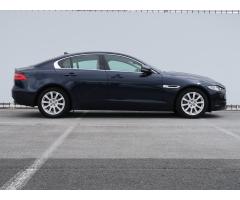 Jaguar XE 20d 132kW - 8