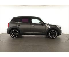 Mini Countryman Cooper D 82kW - 11