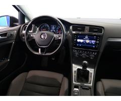 Volkswagen Golf 1.0 TSI 81kW - 10