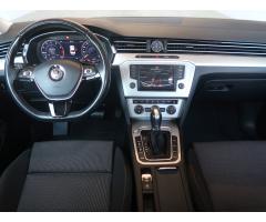 Volkswagen Passat 1.8 TSI 132kW - 10