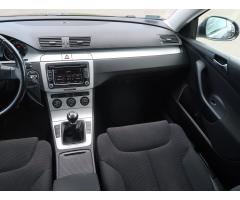 Volkswagen Passat 1.8 TSI 118kW - 11