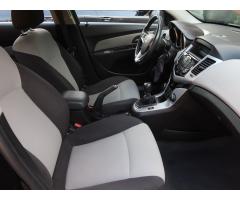 Chevrolet Cruze 1.8 i 16V 104kW - 12