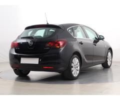 Opel Astra 1.4 T 103kW - 13