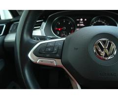 Volkswagen Passat 2.0 TDI 110kW - 25