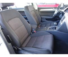 Volkswagen Golf Plus 2.0 TDI 103kW - 12