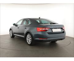 ŠKODA SUPERB COMBI 2.0TDI 140 LAURIN&K 4X4 DSG 7ST