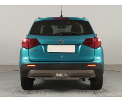 Suzuki Vitara 1.0 BoosterJet 82kW - 6