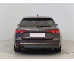 Audi A4 2.0 TDI 140kW - 6