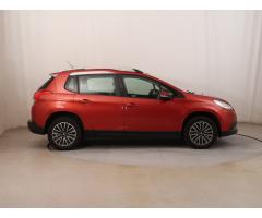 Peugeot 2008 1.2 PureTech 60kW - 8