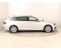 Škoda Superb 2.0 TDI 110kW - 8