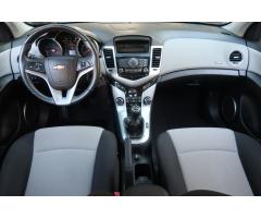 Chevrolet Cruze 1.6 i 16V 91kW - 10