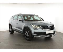 ŠKODA SUPERB COMBI 2.0TDI 140 LAURIN&K 4X4 DSG 7ST