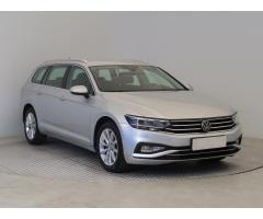 Volkswagen Passat 2.0 TDI 110kW - 1