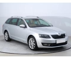 ŠKODA SUPERB COMBI 2.0TDI 140 LAURIN&K 4X4 DSG 7ST