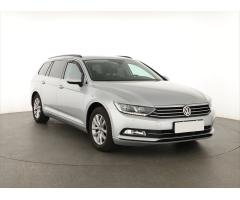 Volkswagen Passat 2.0 TDI 110kW - 1