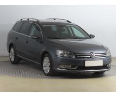 VW Passat 2,0Tdi DSG 140kW Elegance Variant 1 MAJ ČR