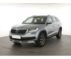 ŠKODA SUPERB COMBI 2.0TDI 140 LAURIN&K 4X4 DSG 7ST