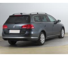 Volkswagen Passat 2.0 TDI 103kW - 7