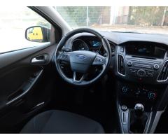 Ford Focus 1.6 i 77kW - 9