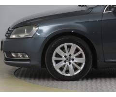 Volkswagen Passat 2.0 TDI 103kW - 21