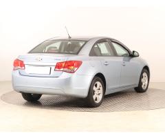 Chevrolet Cruze 1.6 i 16V 91kW - 7