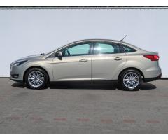 Ford Focus 1.6 i 77kW - 4