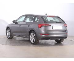 Audi Q3 S tronic DSG Zlevněno o 22 000 Kč