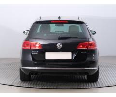 Volkswagen Passat 2.0 TDI 103kW - 6