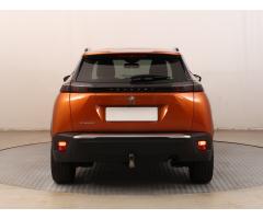 Peugeot 2008 1.2 PureTech 74kW - 6