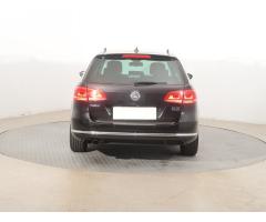 Volkswagen Passat 2.0 TDI 130kW - 6