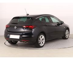 Opel Astra 1.6 T 147kW - 7