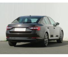 Škoda Superb 2.0 TDI 140kW - 7