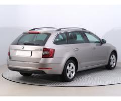 Škoda Octavia 1.6 TDI 85kW - 7