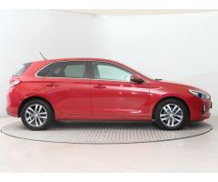 Hyundai i30 1.4 T-GDI 103kW - 8