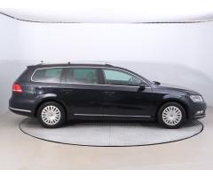 Volkswagen Passat 2.0 TDI 103kW - 8