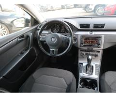 Volkswagen Passat 2.0 TDI 130kW - 9