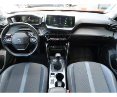 Peugeot 2008 1.2 PureTech 74kW - 10